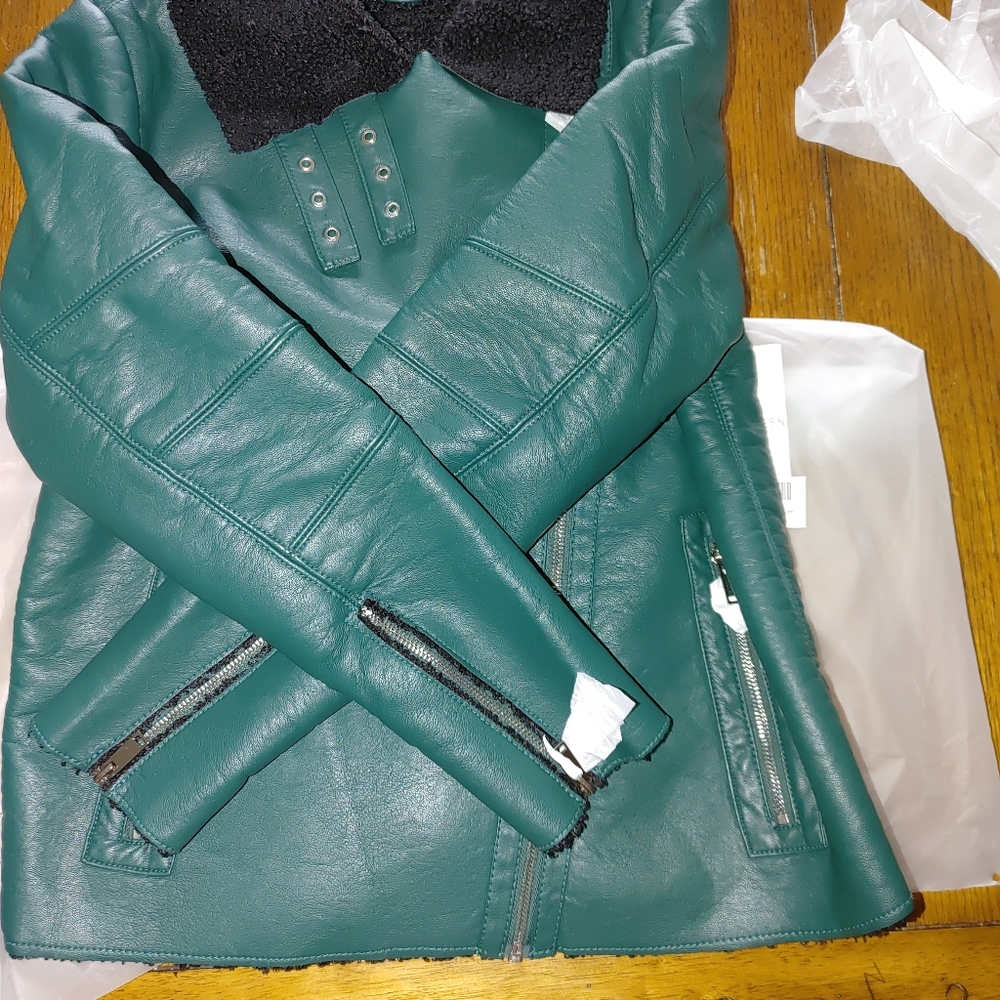 Feicui Women's Coat